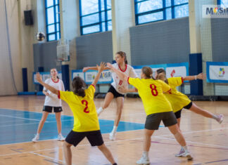 Uczennice Szkoły Podstawowej nr 17 Mistrzyniami Mysłowic w piłce ręcznej!