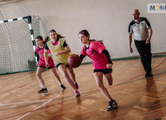 Reprezentantki SP 13 Mistrzyniami Mysłowic w koszykówce grupy młodszej